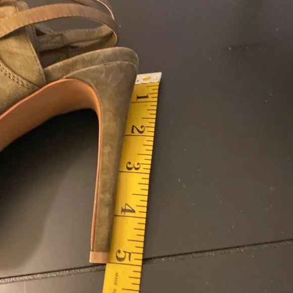 Vince Camuto Olive Suede Heels - Picture 9 of 10